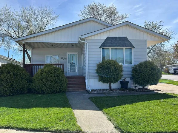 27 Spruce St, Essex, ON N0R 1J0