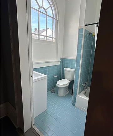 5th image of 1564 Annunciation St