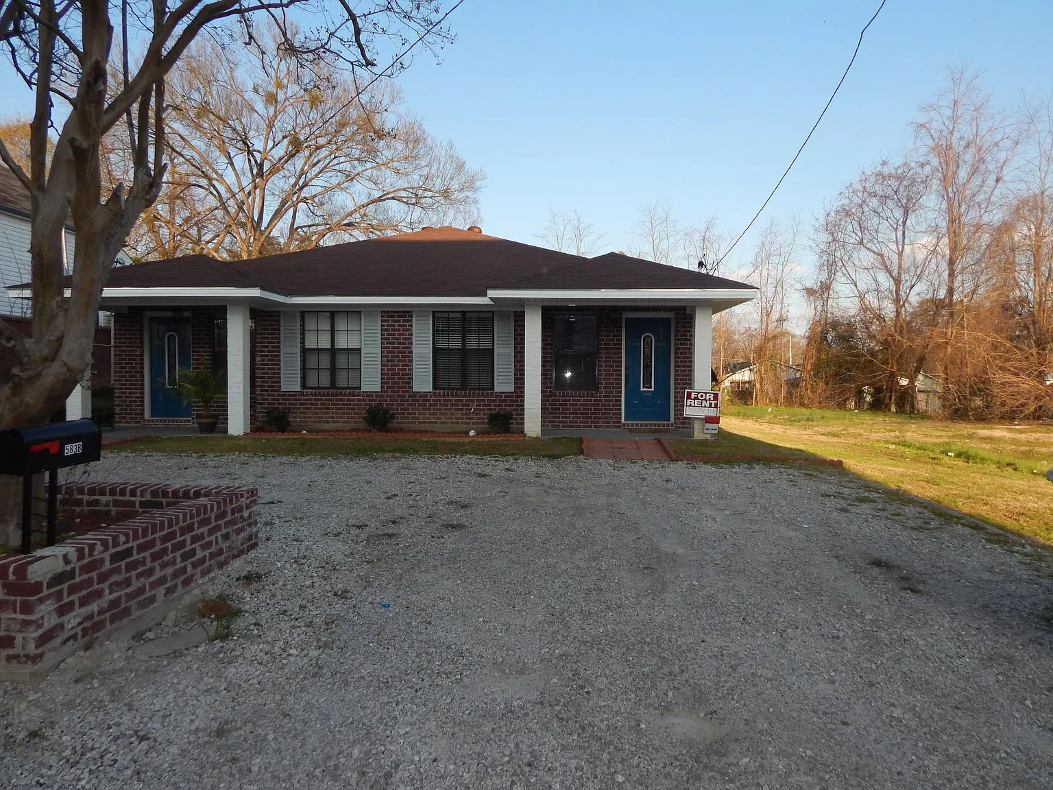 3 bed, 1500 sqft, $975 — Photo 3