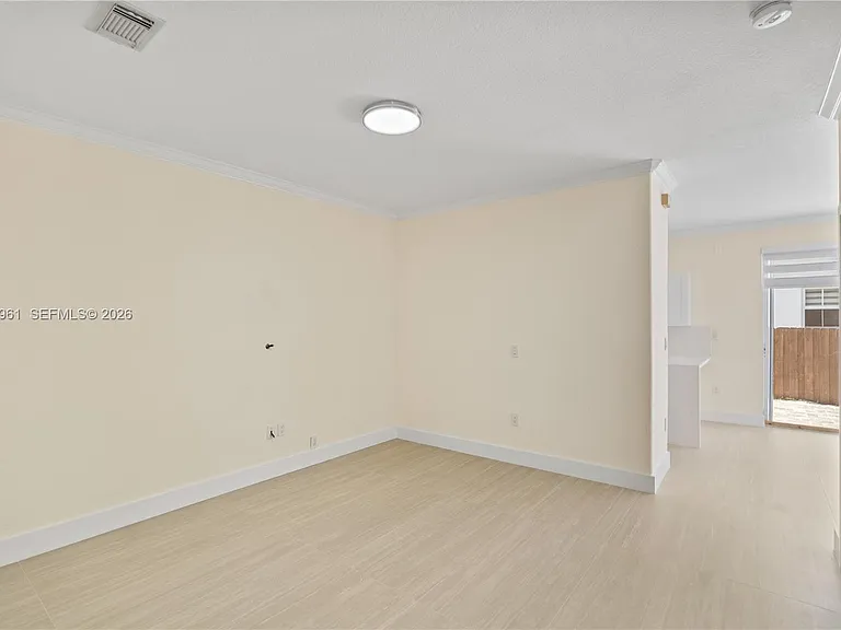 11476 NW 77th Ln — Photo 17