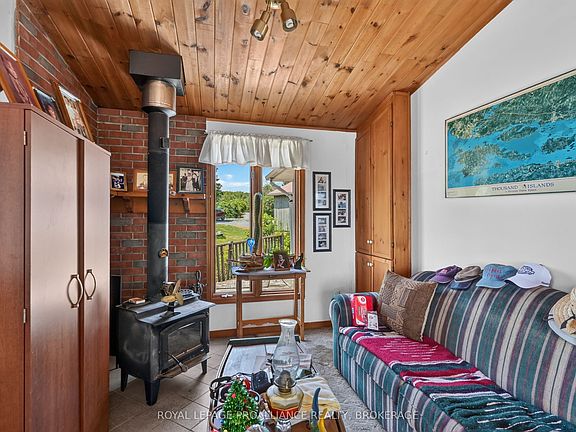 5th image of 229 Johnson Bay Ln