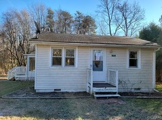 135 Buzzards Neck Rd, Lancaster, VA 22503