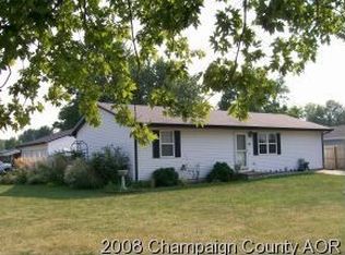 311 E Broadway St, Tolono, IL