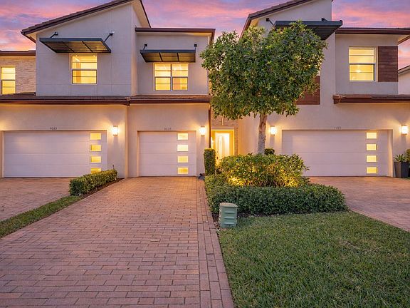 3rd image of 9059 Kingsmoor Way