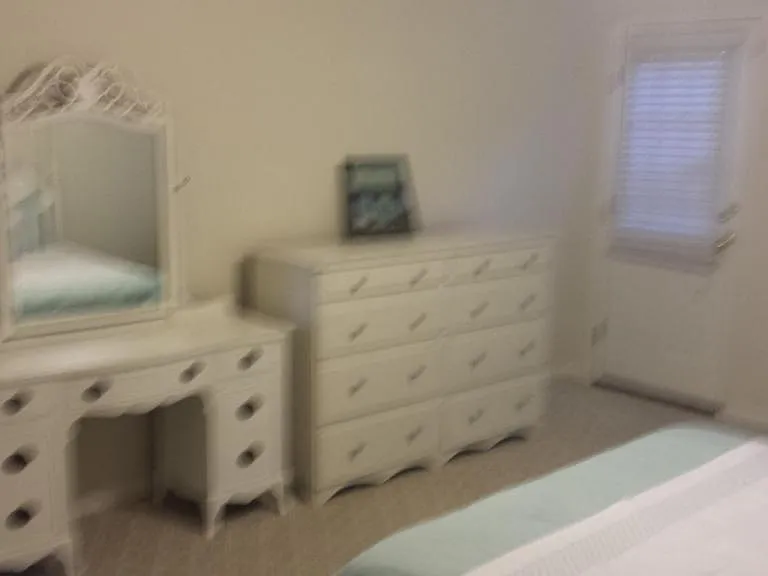 126B W Victoria Ct — Photo 8