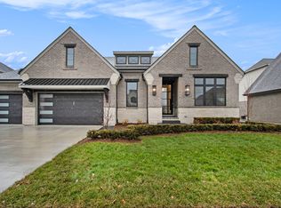 13936 Quail View Dr, Washington, MI