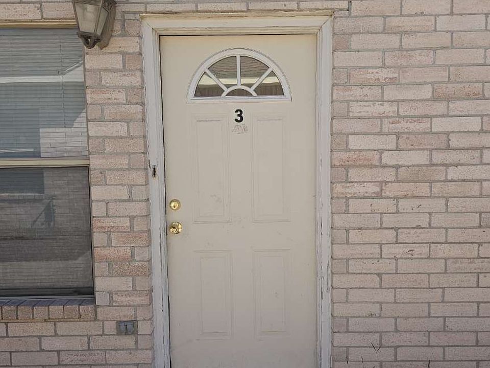 1st image of 1012 Cedarwood Dr APT 3
