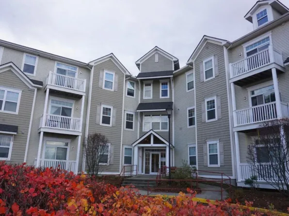 61 Pearl St Unit 13, Essex Junction, VT 05452