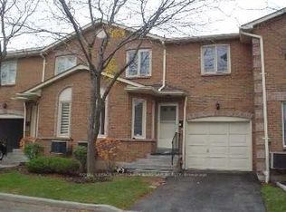 5020 Delaware Dr #12, Mississauga, ON L4Z 3C4