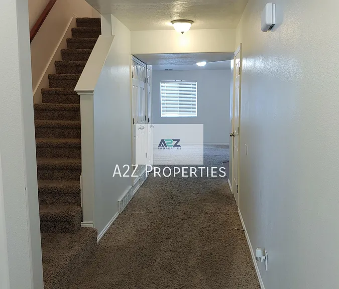 1258 W Bridalwood Loop — Photo 2
