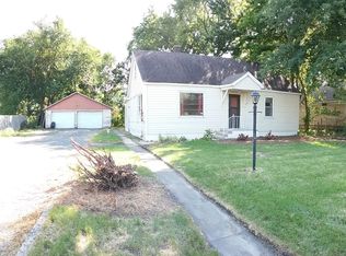 2434 Emlong St, Joliet, IL 60435