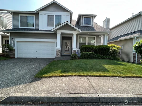 22030 40th Place S, Kent, WA 98032