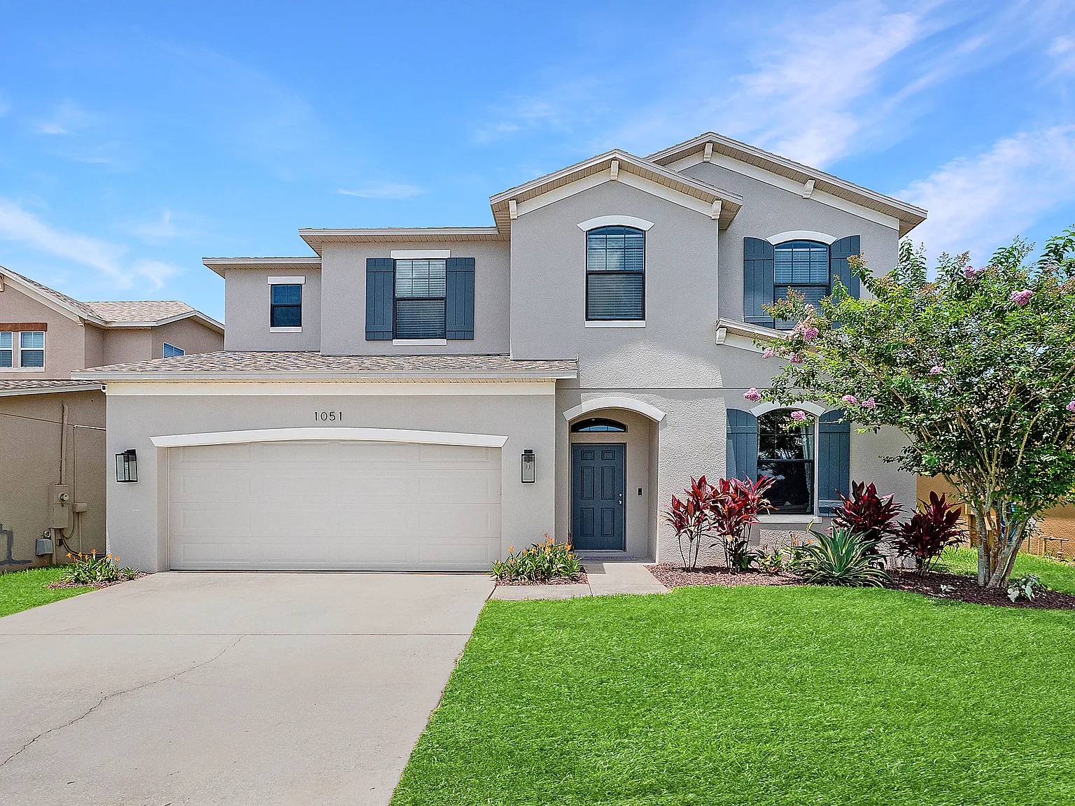 4 bed, 2.5 bath, 2892 sqft, $3,500 — Photo 1