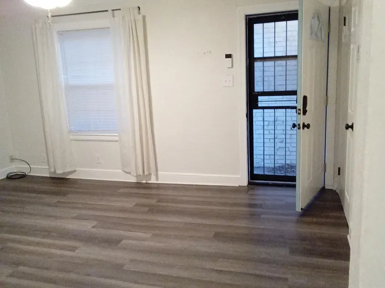 3514 Autumn Ave — Photo 3