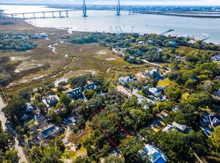 133 3rd Ave, Mount Pleasant, SC 29464