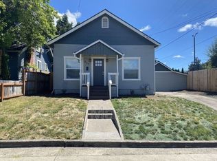 359 W Laurelwood Ct, Roseburg, OR 97470