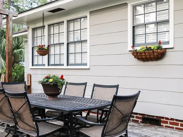 705 Gaskin Ave N, Douglas, GA 31533