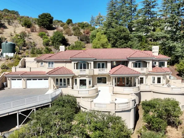 11837 Upland Way, Cupertino, CA 95014