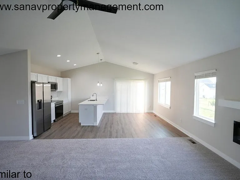 700 SE Mesa Dr — Photo 12