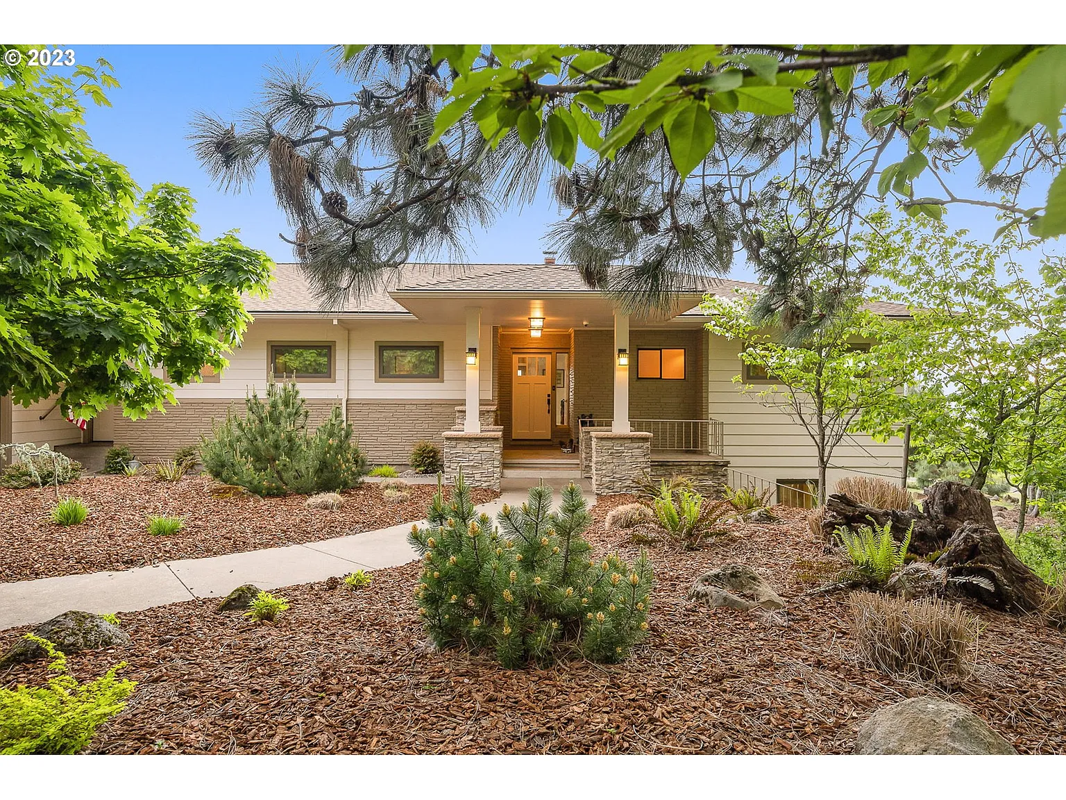 620 El Camino Real photo 1