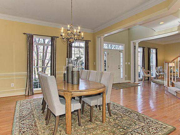 3rd image of 22482 Pine Top Ct