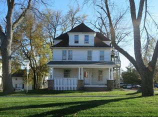 710 W. Seerley Blvd., Cedar Falls, IA 50613