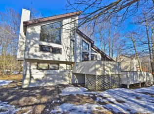 1837 Shady Side Dr, Tobyhanna, PA