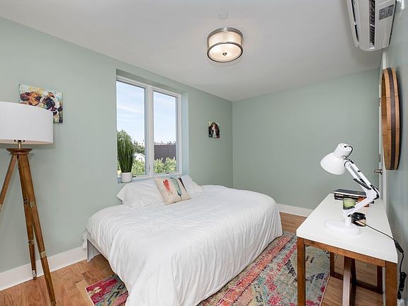 4th image of 115 Erasmus St #21B