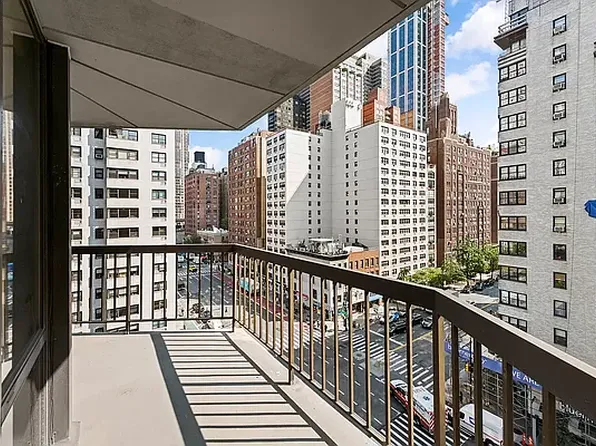 360 East 57th Street image 8 of 16