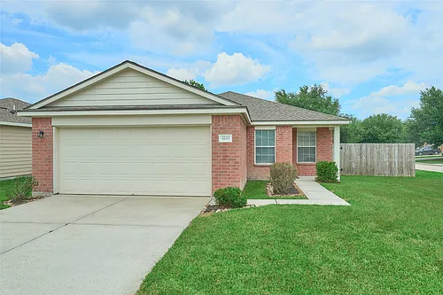 4243 Medina River Loop Photo 1