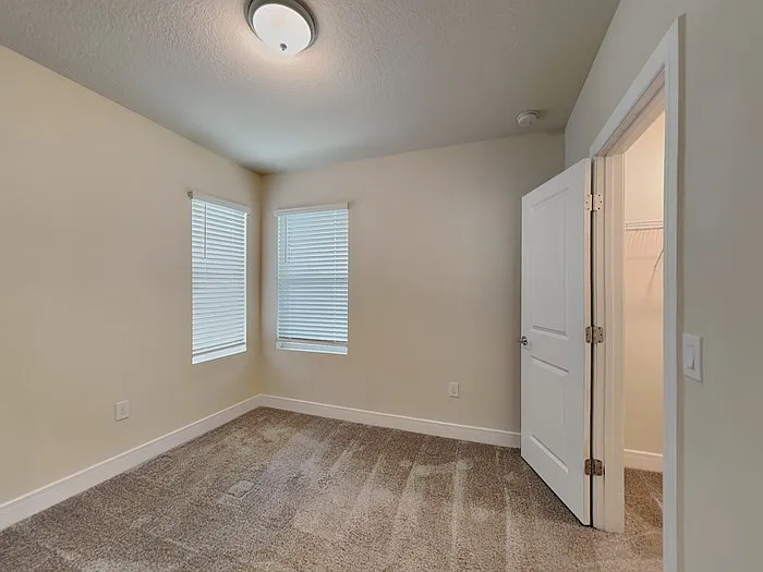 833 Rivers Crossing St — Photo 16