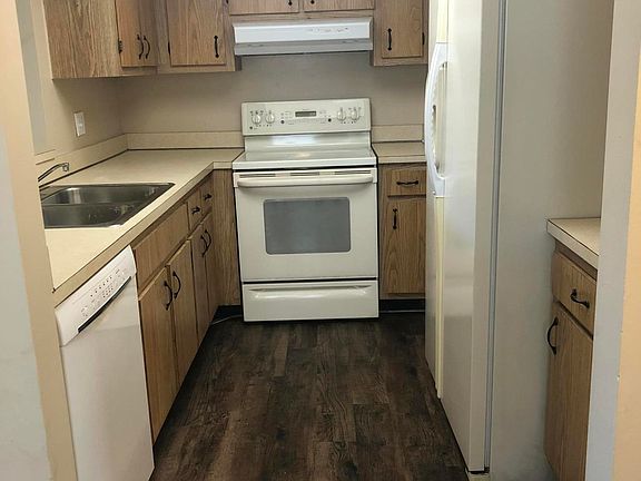 2nd image of 1066 Mollie Ln #1066