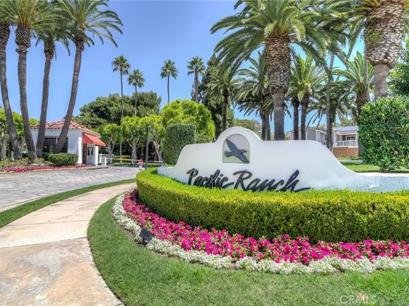 7562 Seaspring Dr Unit 204, Huntington Beach, CA 92648
