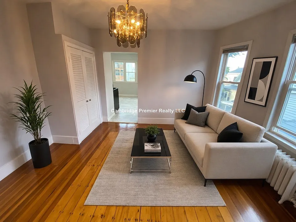 33 Everett Ave #5