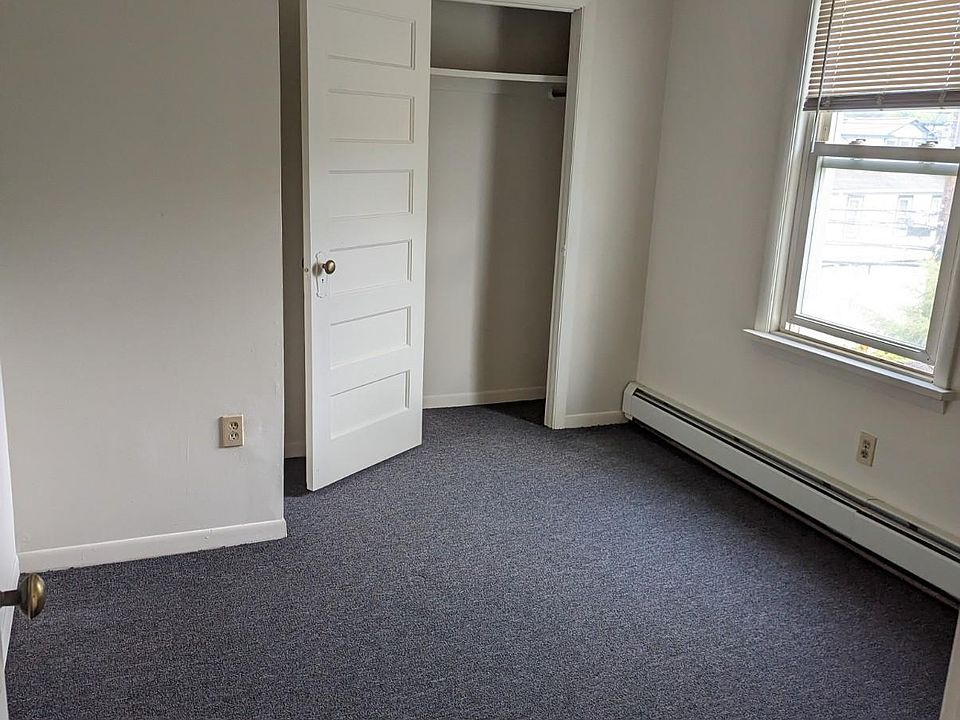 233 Tate Ave Buchanan NY Zillow