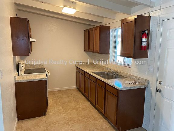 4th image of 5626 E 26th St #5622