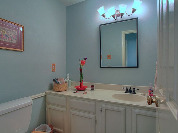 5th image of 2636 Bering Dr #2636