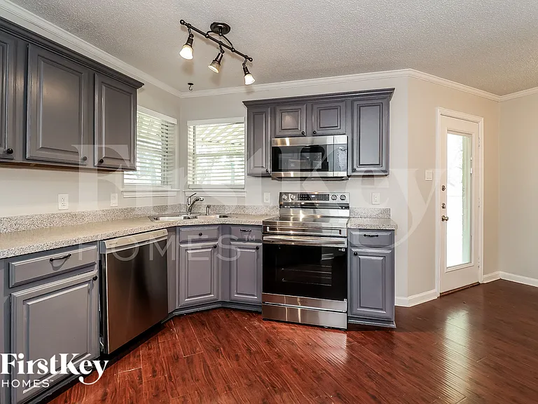 5109 Ridge Pointe Dr — Photo 8
