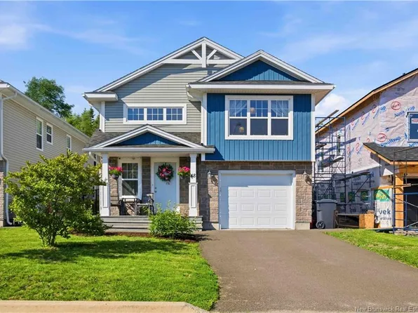 48 Weavers Way, Fredericton, NB E3A 3P8