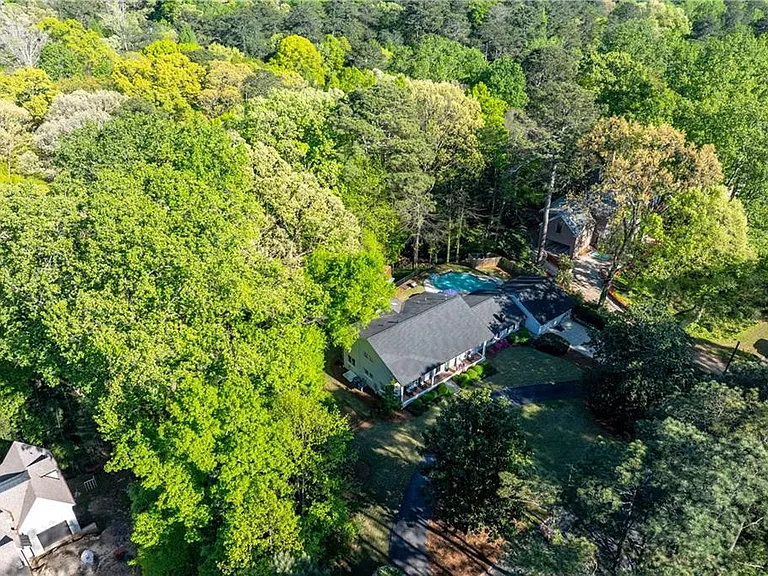 4115 Glen Devon Dr NW — Photo 56