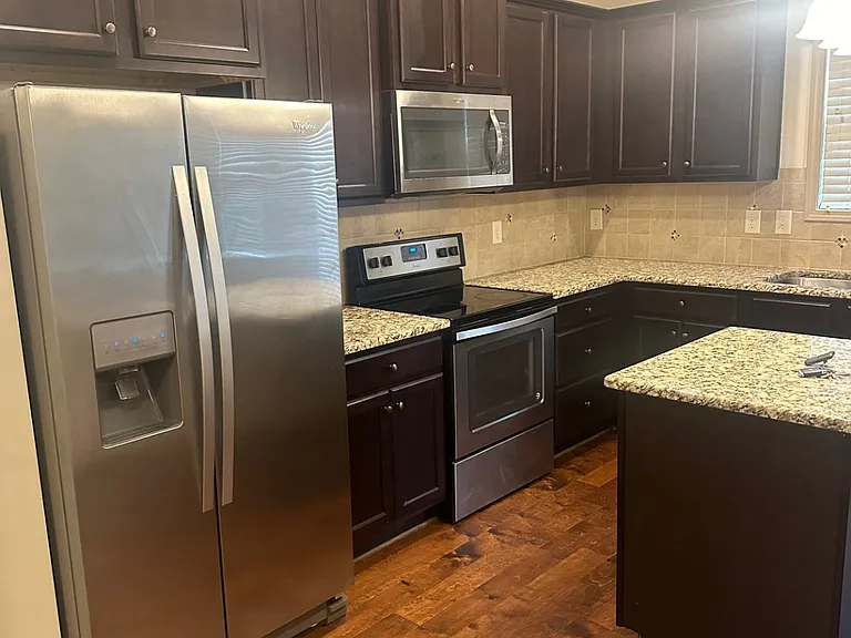 152 McDowell Pkwy — Photo 6