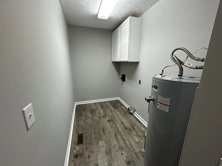 3522 Southmeade Dr — Photo 15