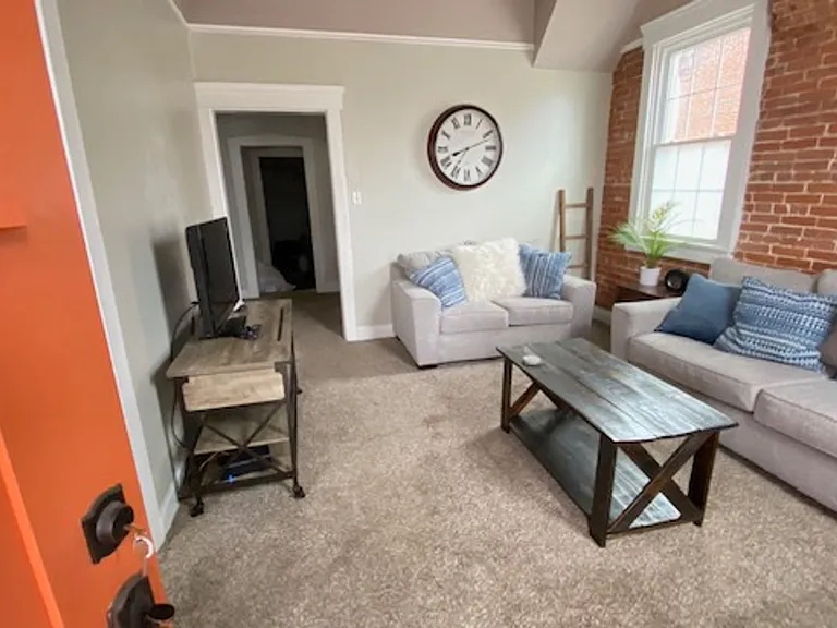414 Stafford St — Photo 5