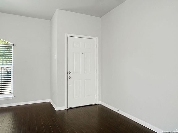 4th image of 2051 CANYON VISTA DR