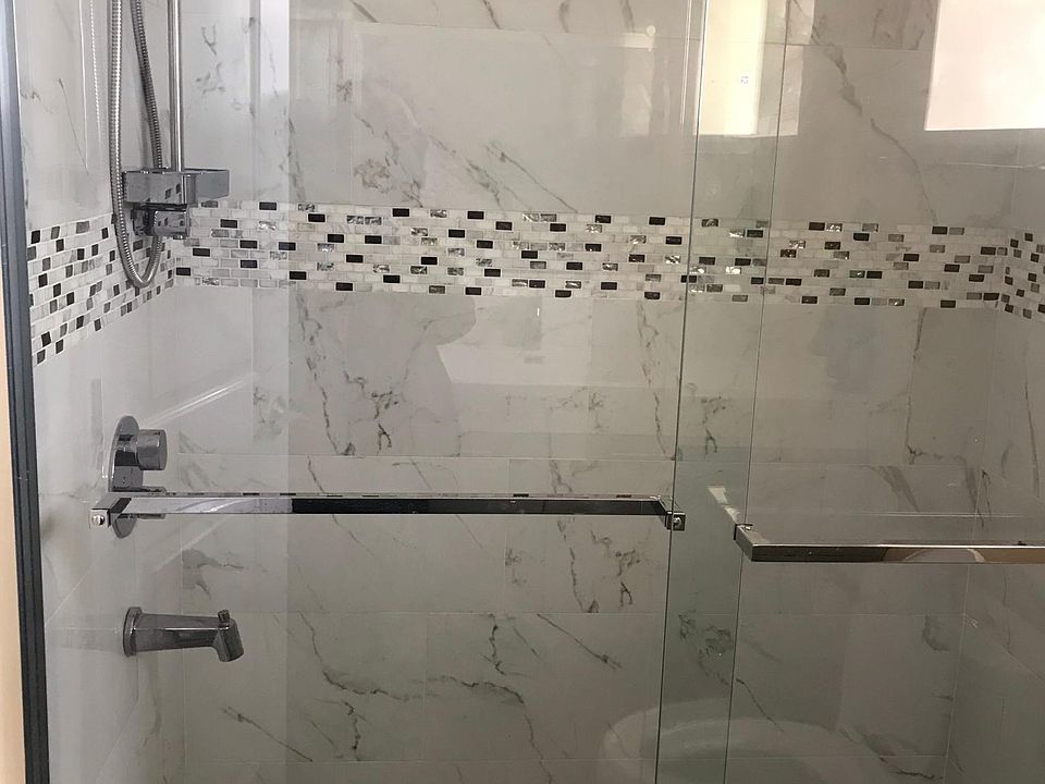 1st image of 338 W 25th Pl Floor 1