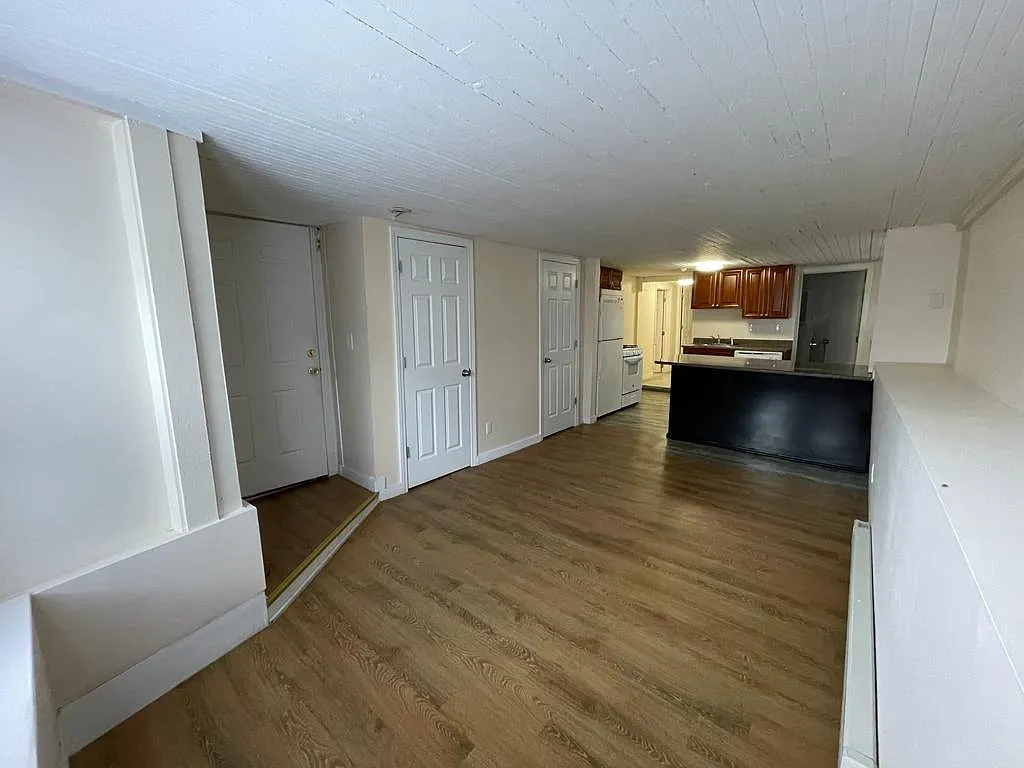 14 Florida Rd — Photo 3