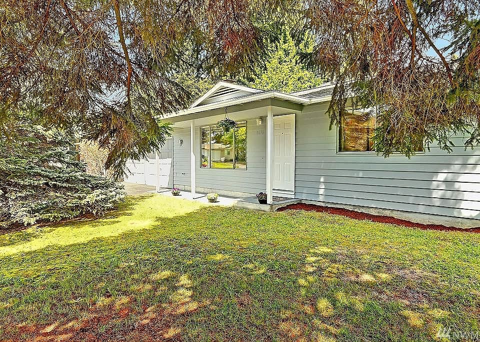 1st image of 8636 NE 138th St