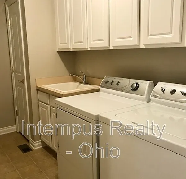 6346 Grassmere Dr — Photo 32
