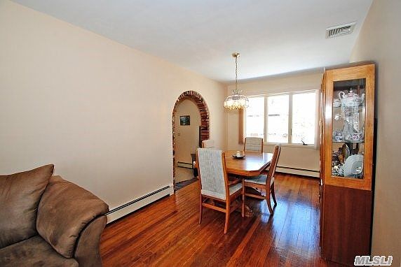 5th image of 7 Pine Dr