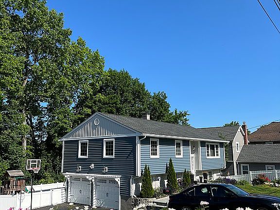 Peony lined driveway 